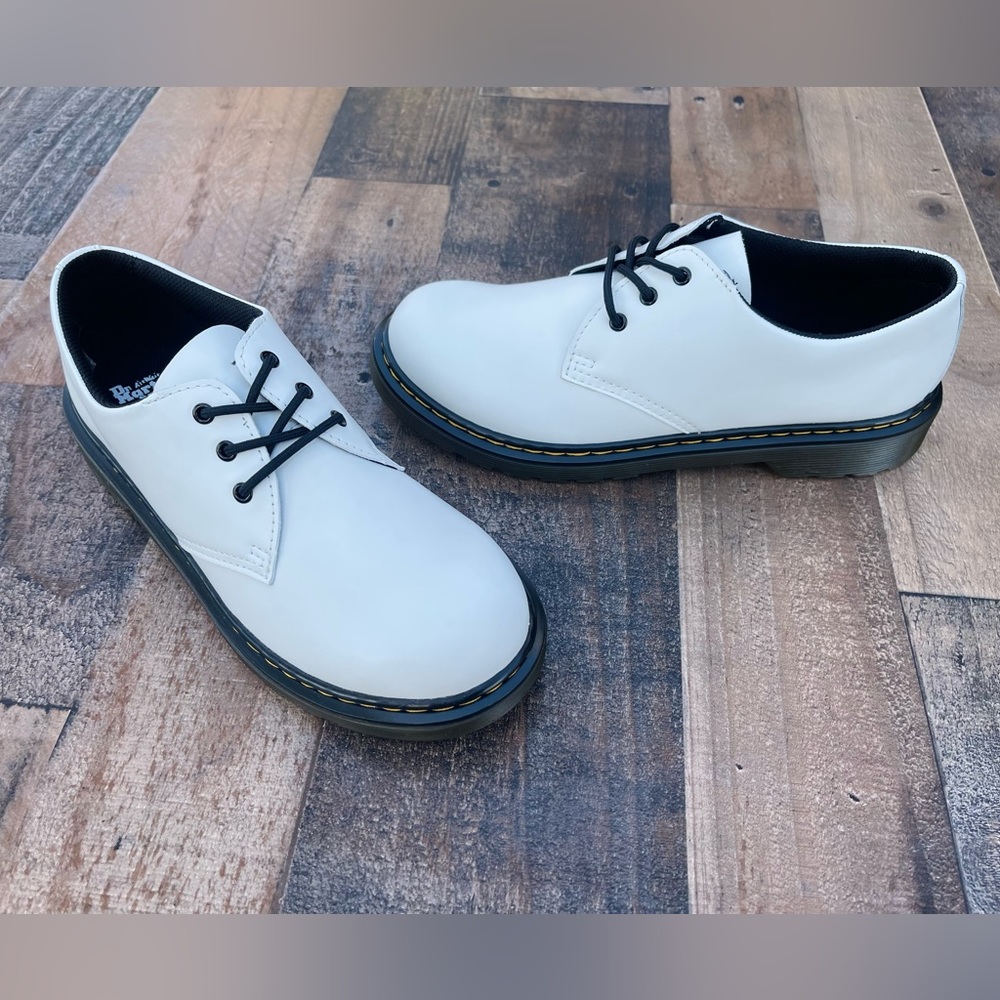 NEW Doc Dr. Martens 1461 Smooth Oxford Shoe Leather White Unisex Mens 6 Ladies 7